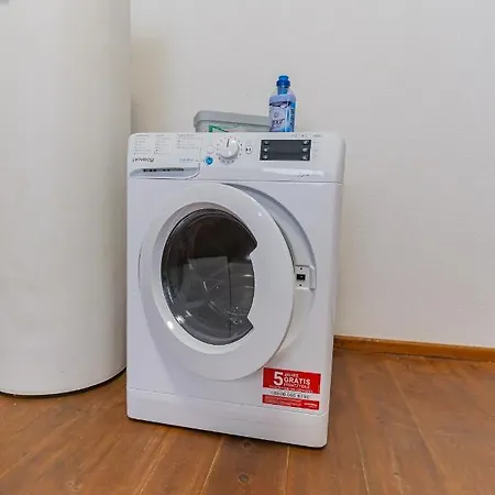 Holiday home Exklusive Stadtresidenz: Mehrstöckige Mit Theaternähe Cottbus